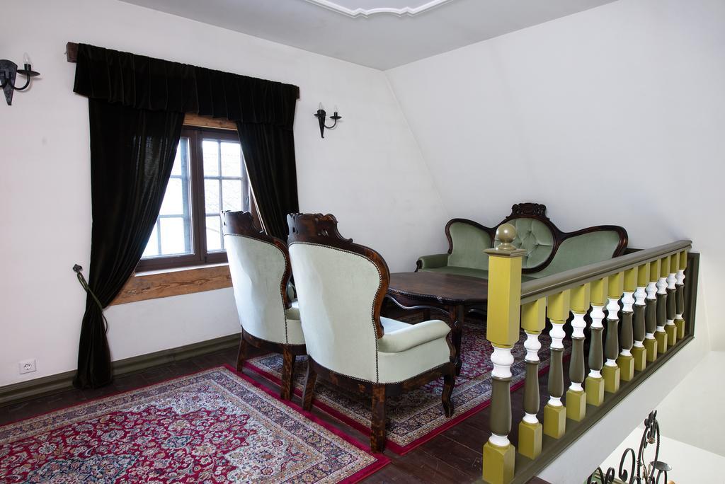 St. Peterburg Hotel Parnu Ngoại thất bức ảnh